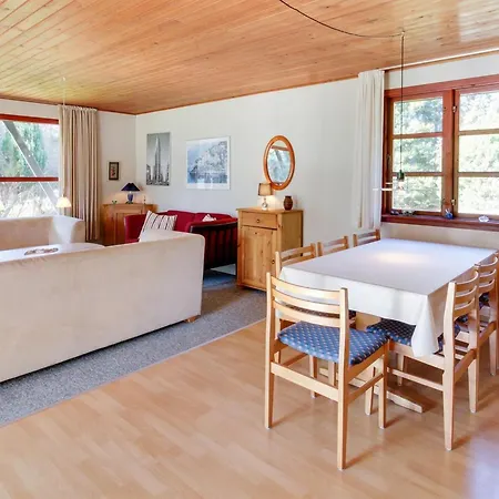 Grette - 1-5km From The Sea By Interhome